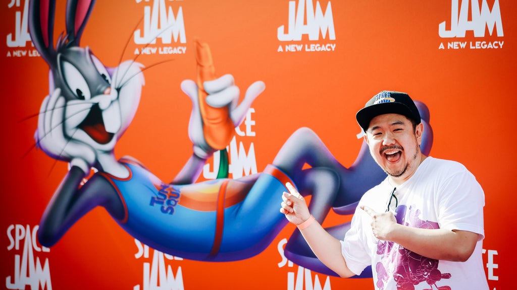 Eric Bauza, actor who voiced Bugs Bunny, Daffy Duck and other cartoon characters, dies at 46 — Milton Arts news